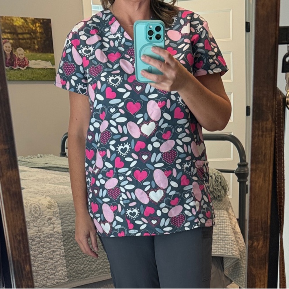 Heart Pattern Scrub Top and Gray Pants